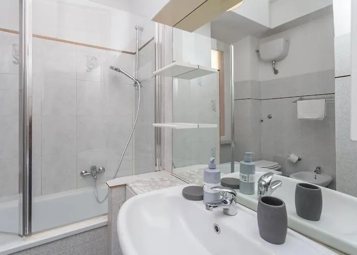 Cami Vatican Apartment *